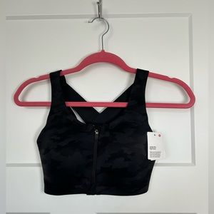 32D Lululemon Enlite Bra